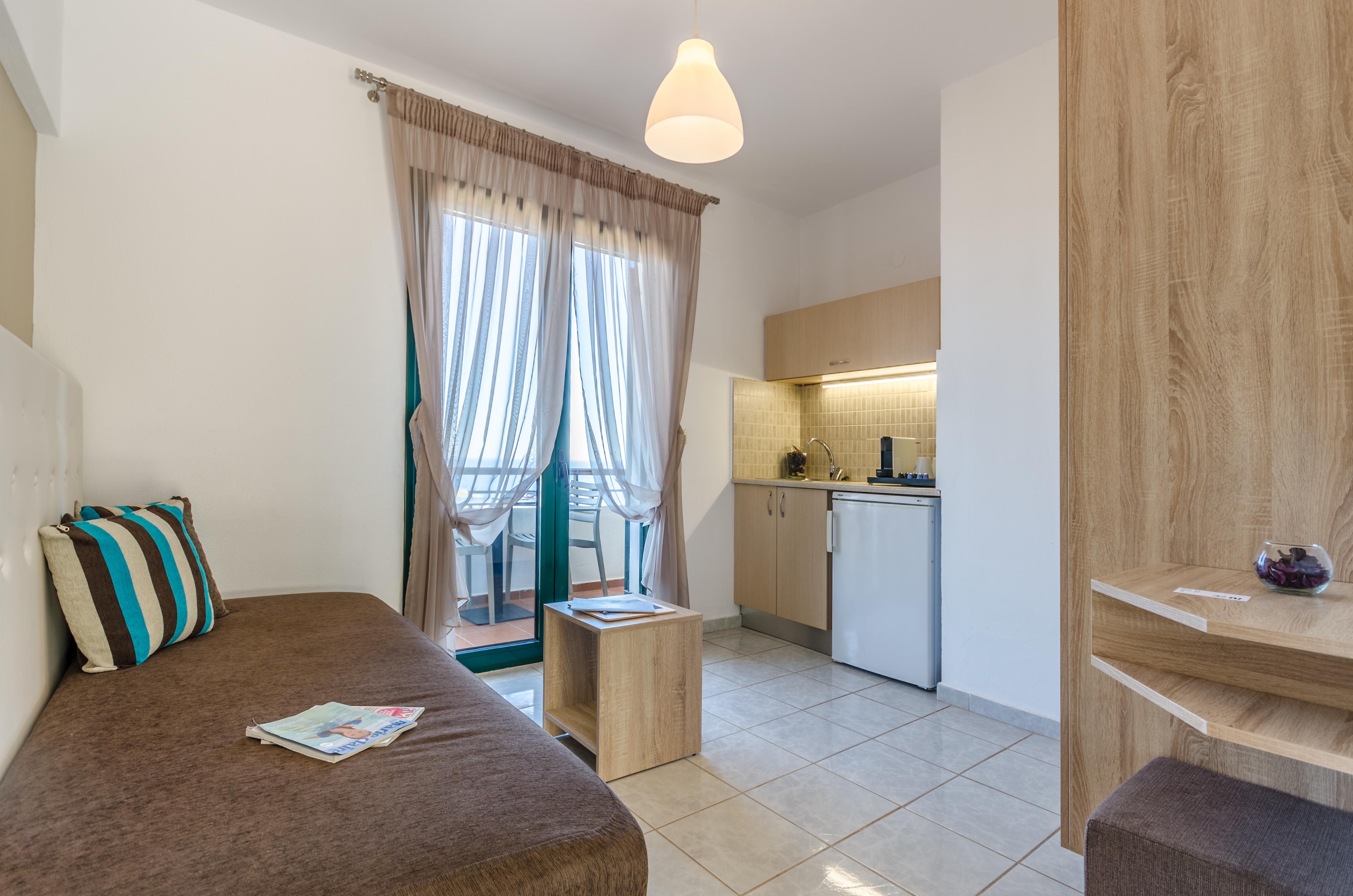 Pela Mare Hotel Агия-Пелагия  Экстерьер фото