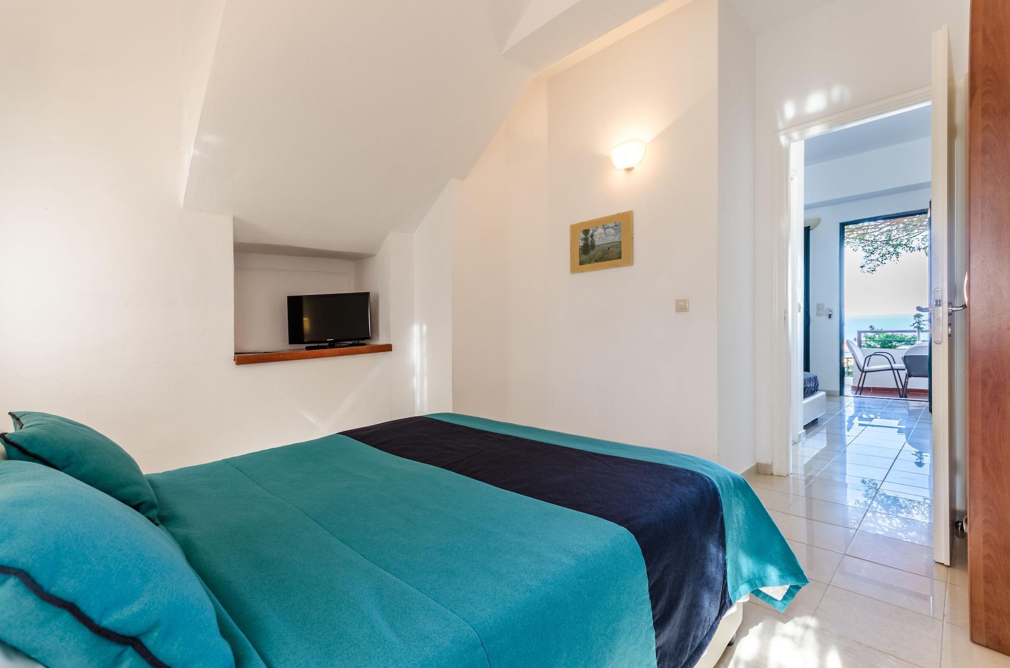 Pela Mare Hotel Агия-Пелагия  Экстерьер фото
